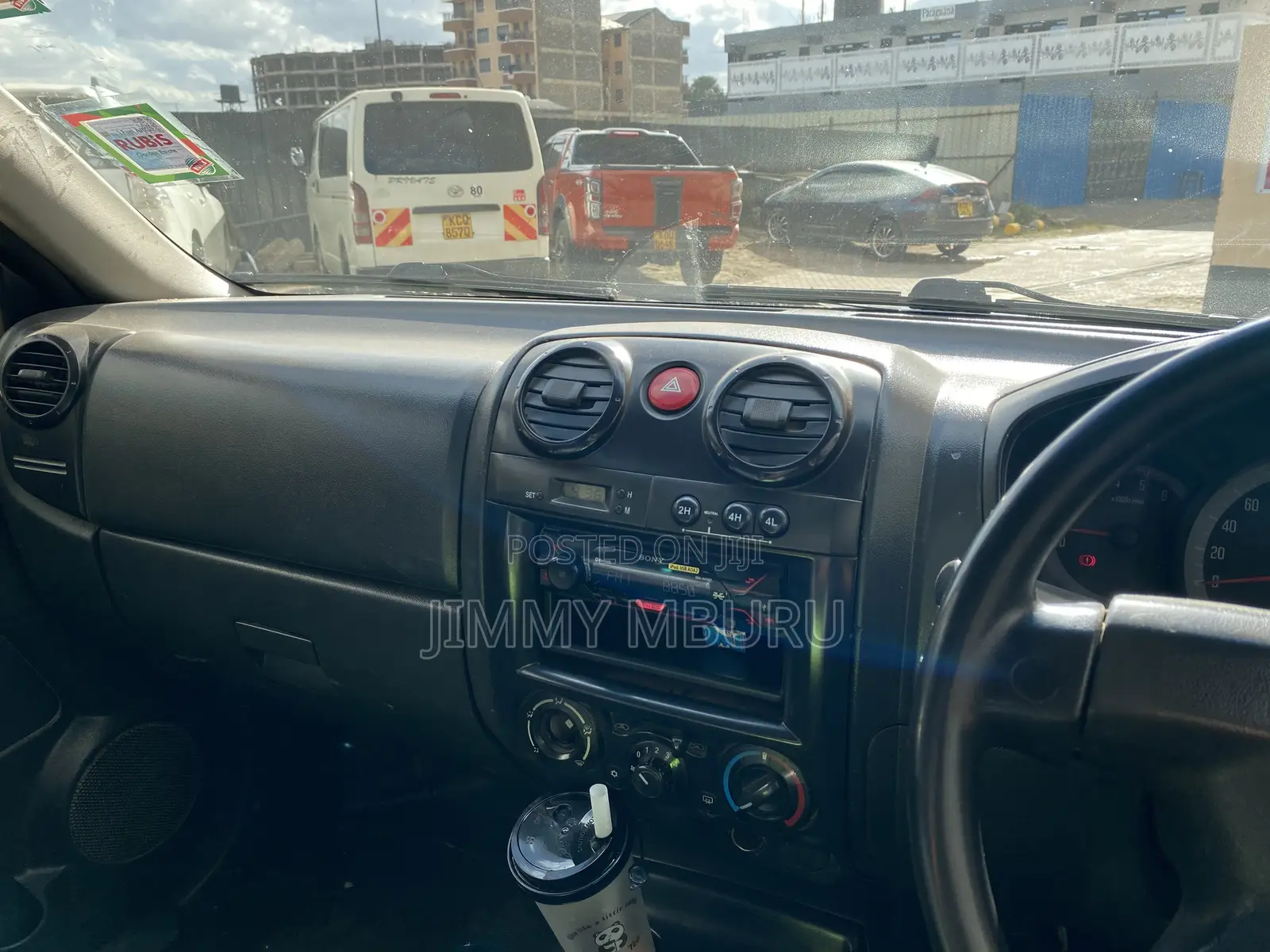 Isuzu D-MAX 2010 Blue