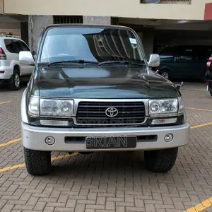 Toyota Land Cruiser 1995 Green