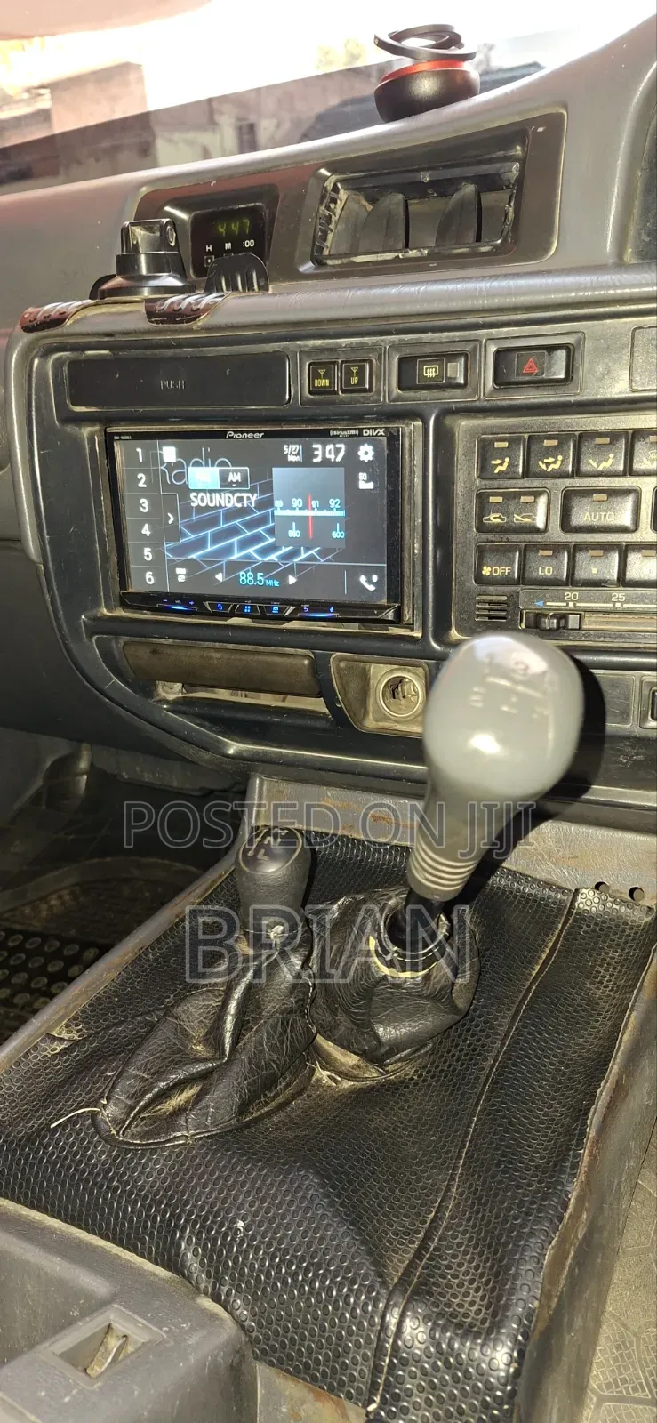 Toyota Land Cruiser 1995 Green