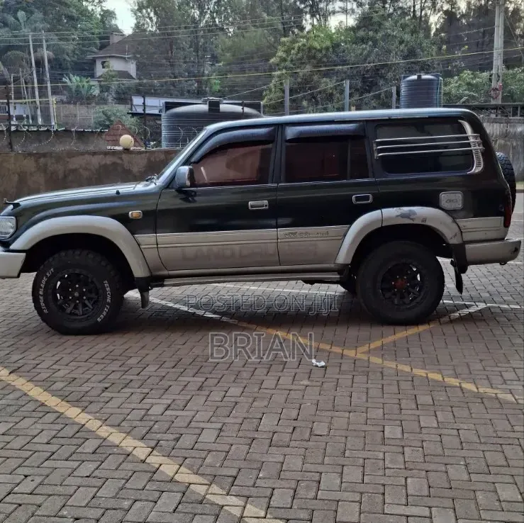 Toyota Land Cruiser 1995 Green
