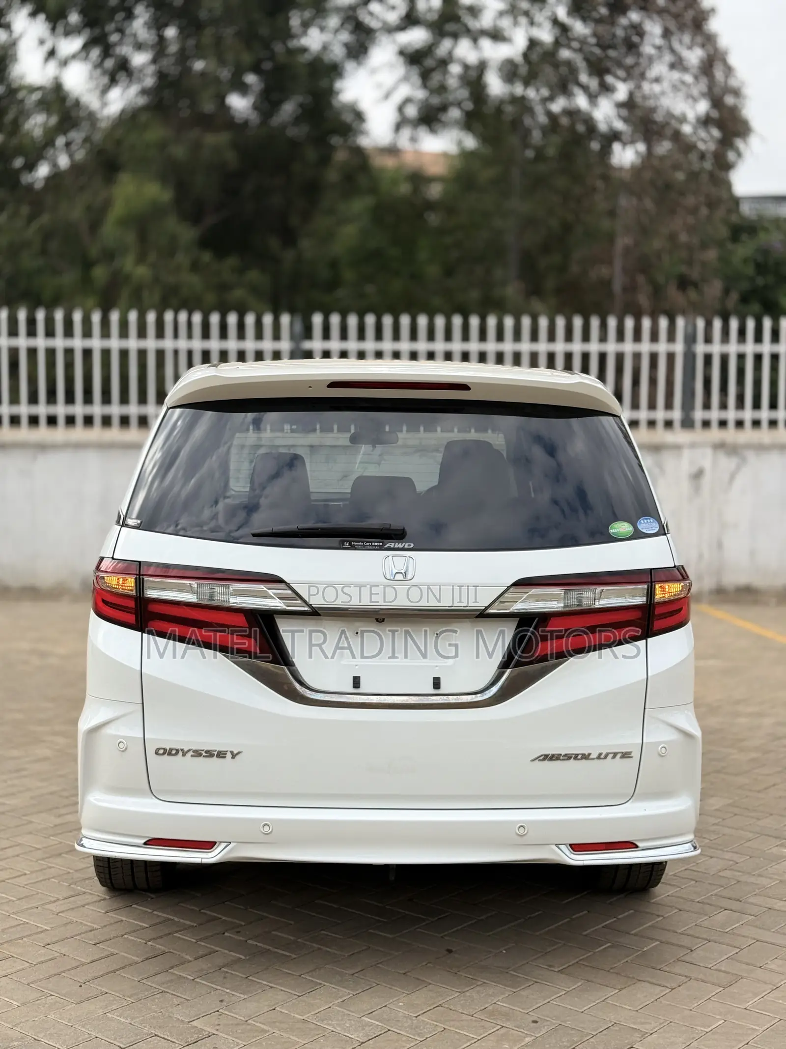 Honda Odyssey 2.0 Hybrid (8 seater) 2019 White