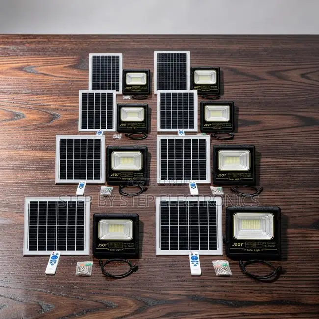 Manufacturer Direct Prices 100W,200W,300W Watts Solar Flood Lights