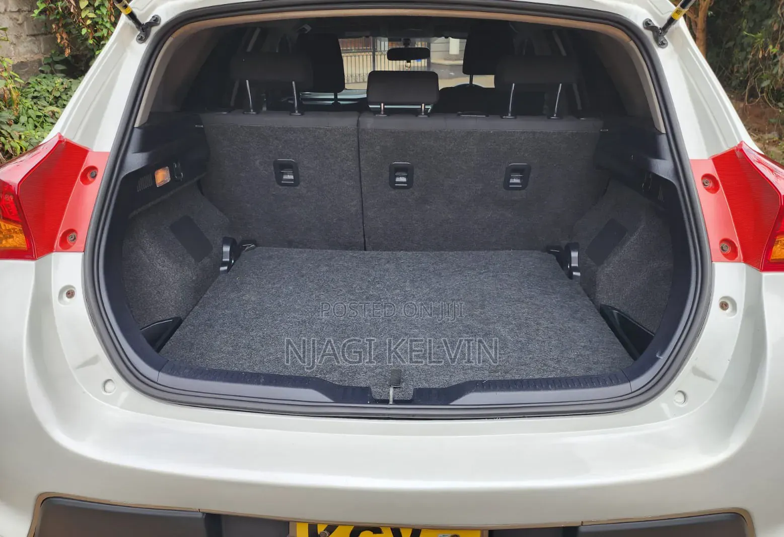 Toyota Auris 2012 White