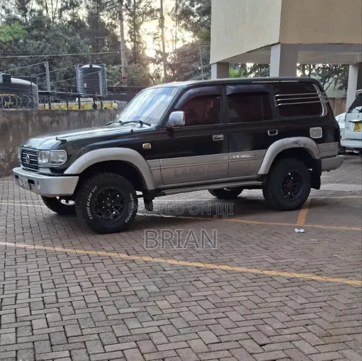 Toyota Land Cruiser 1995 Green