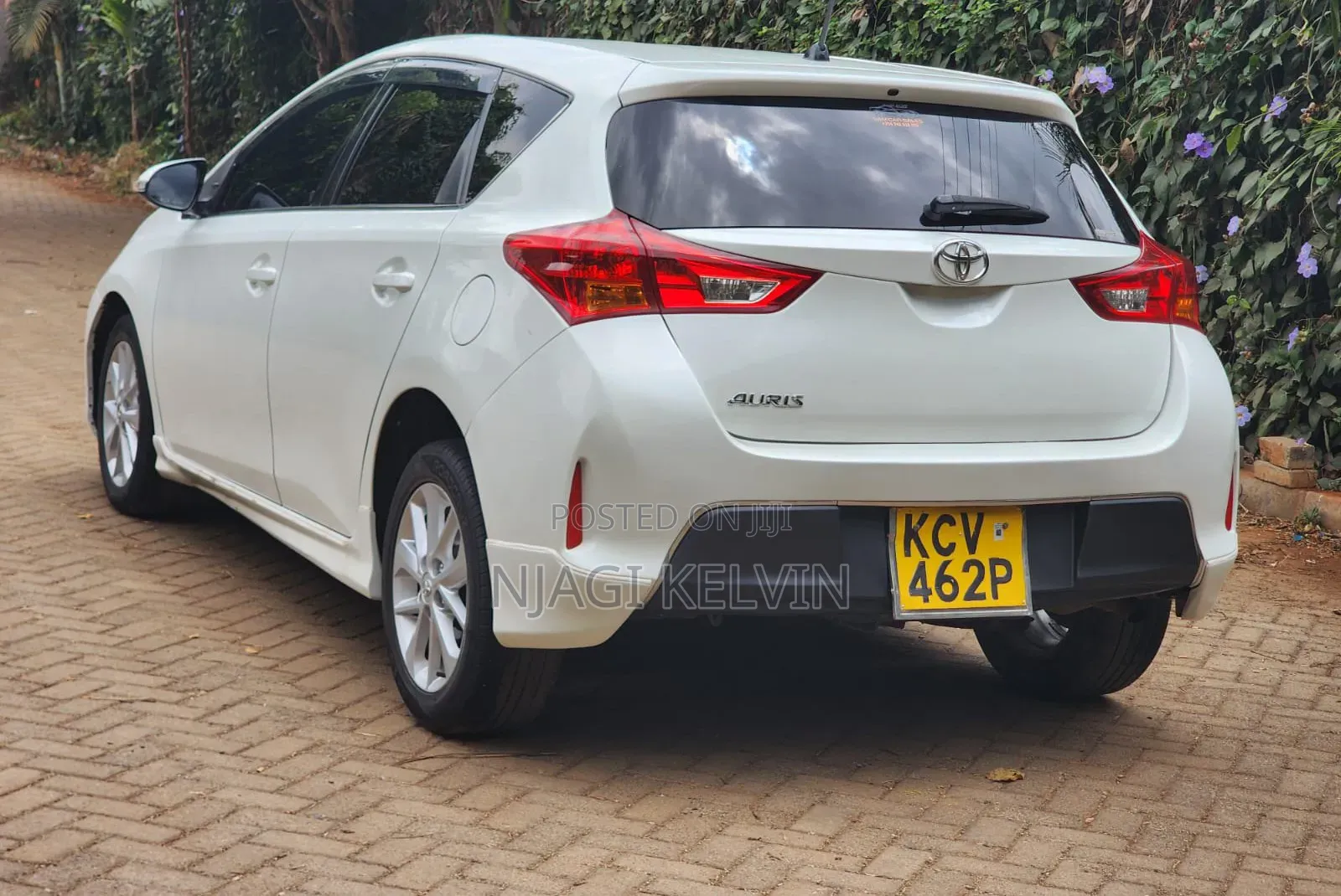Toyota Auris 2012 White