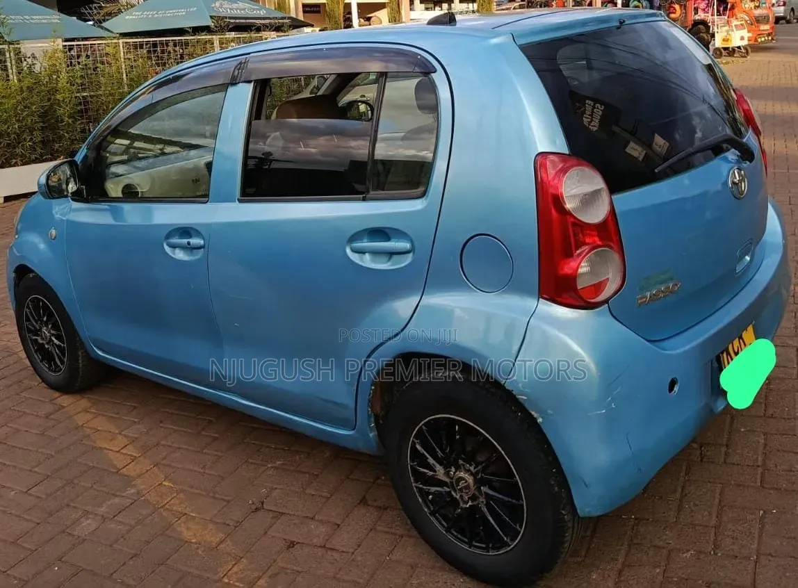 Toyota Passo 2011 Blue