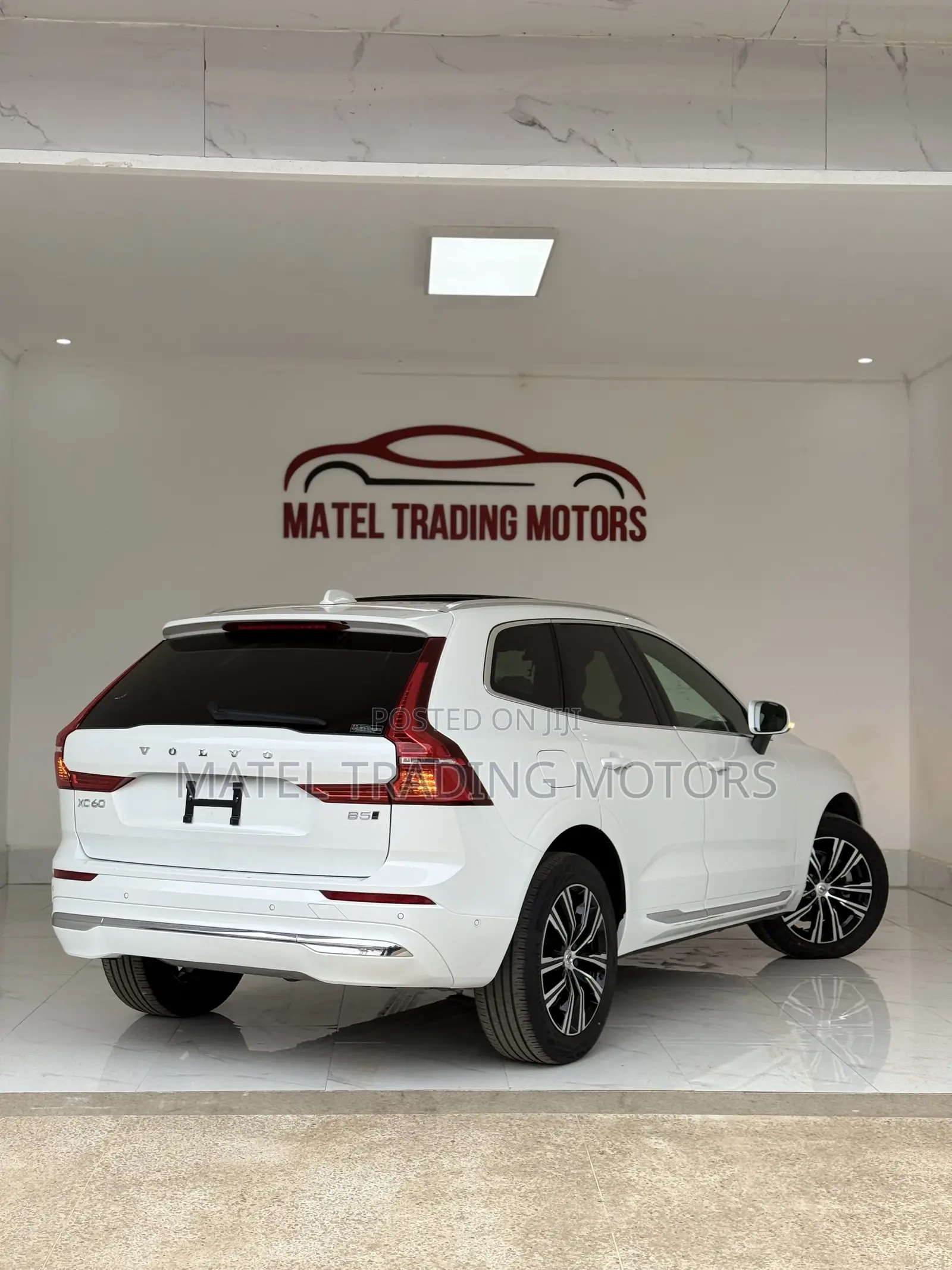 Volvo XC60 2021 White