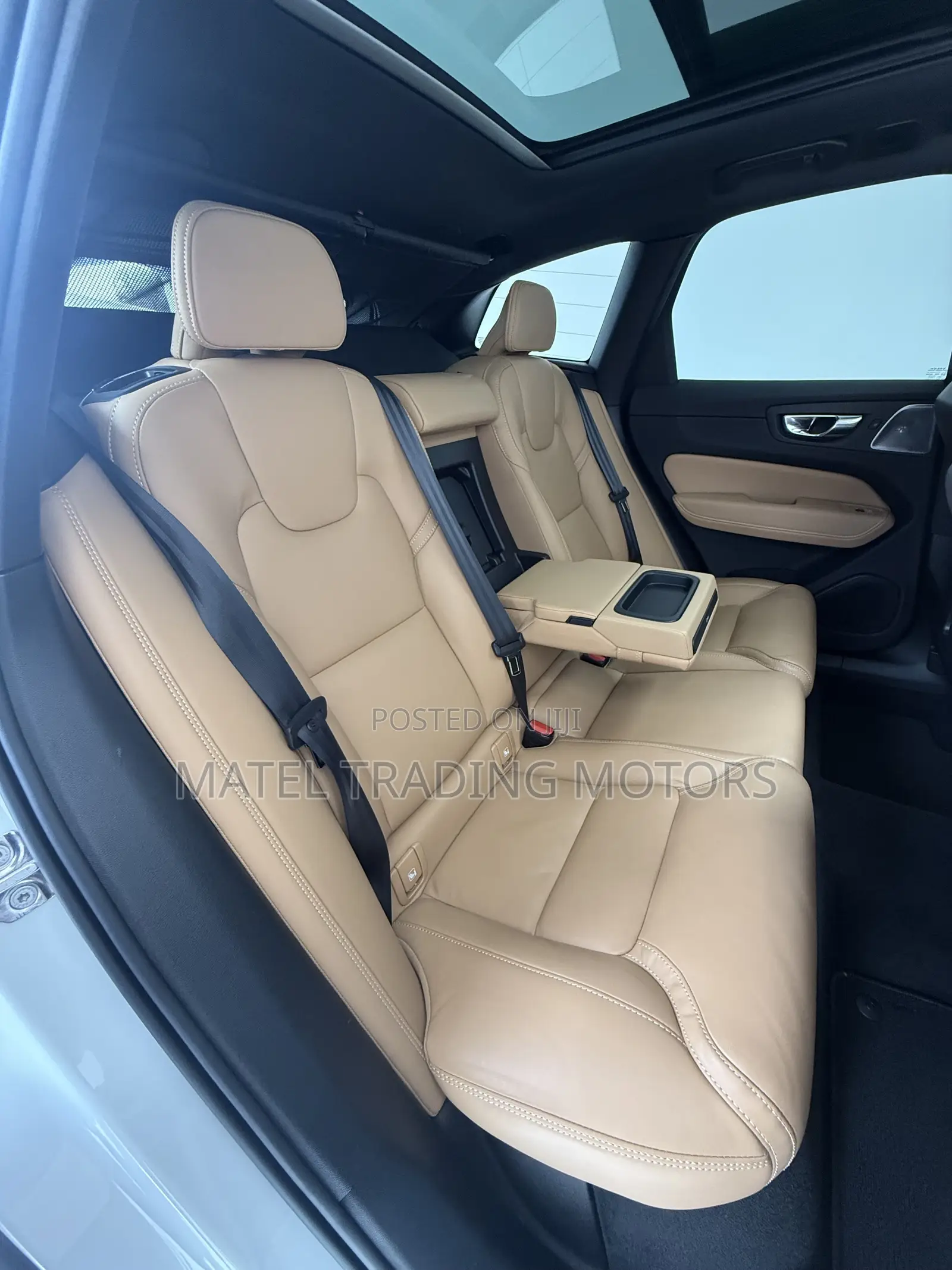 Volvo XC60 2021 White