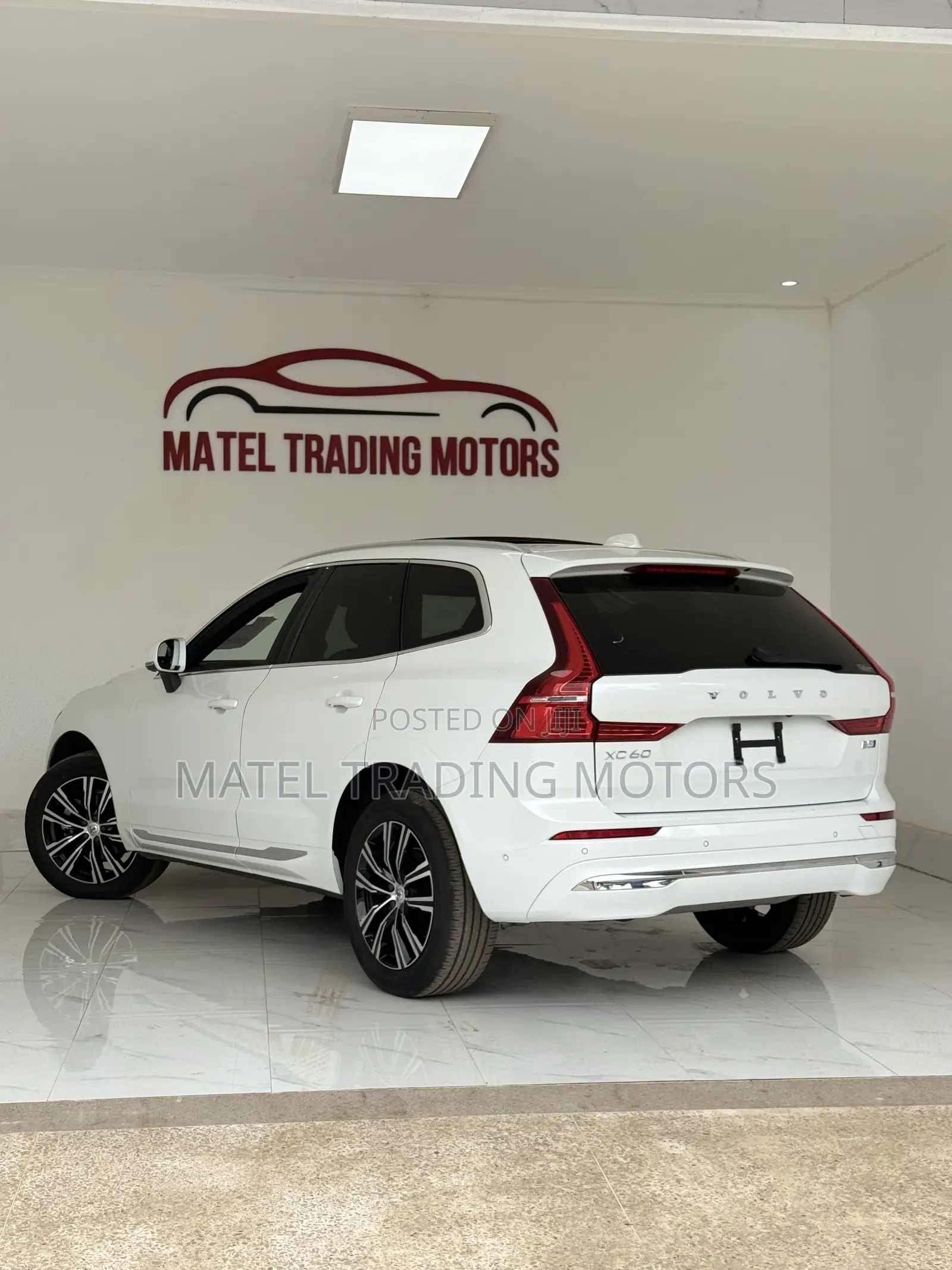 Volvo XC60 2021 White