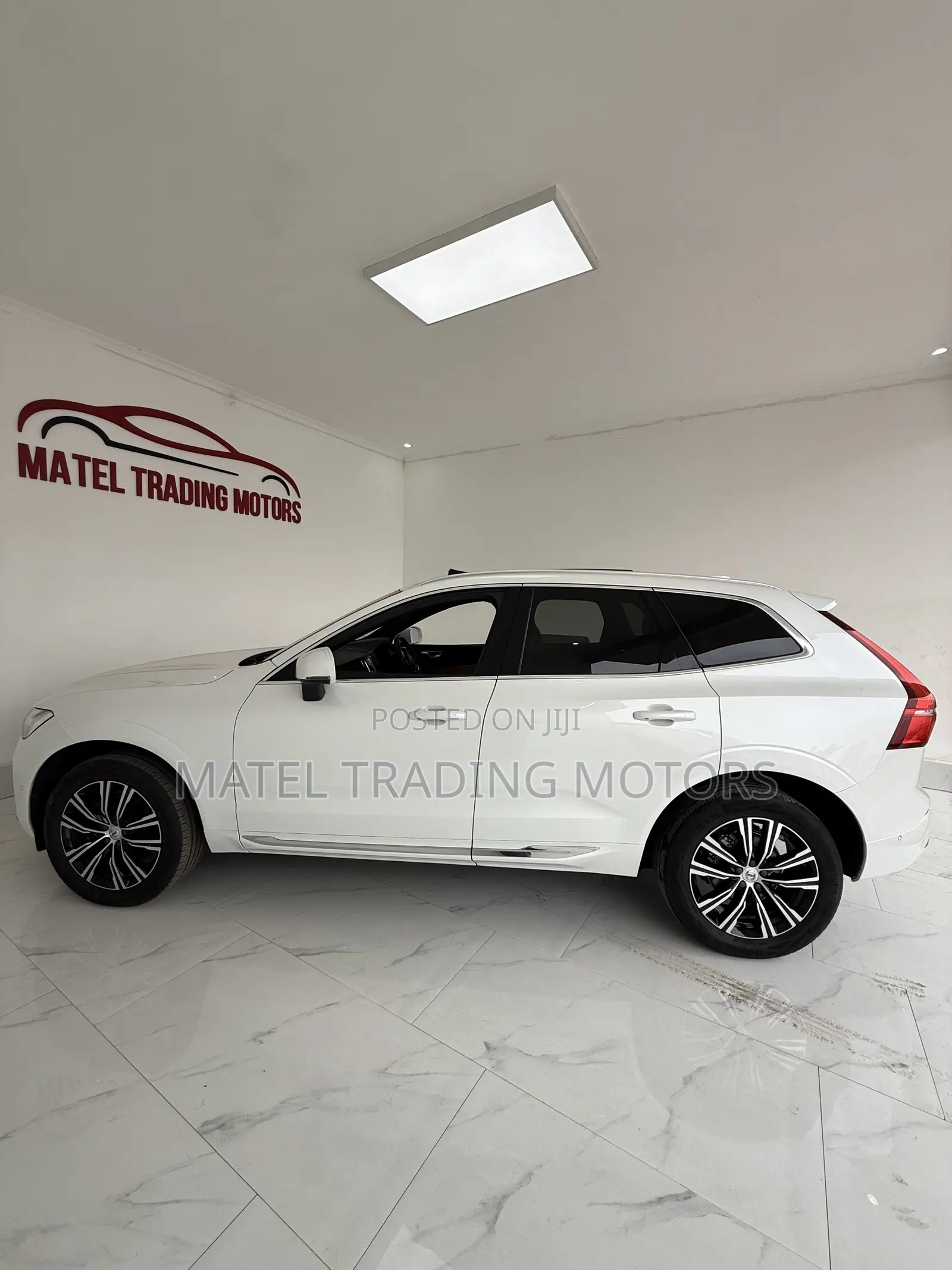 Volvo XC60 2021 White