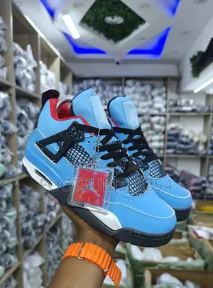 Air Jordan Reverse Travis
Scott