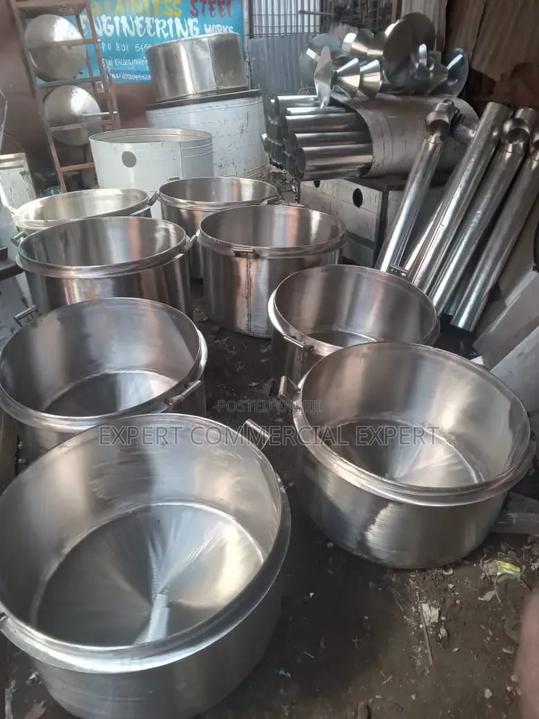 Stainless Sufuria . Cooking Pot