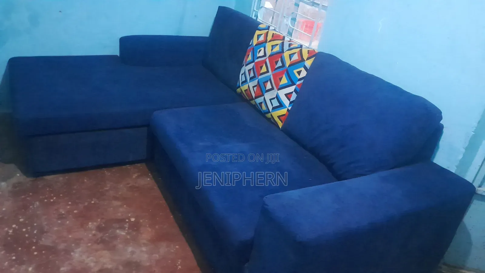 L-Shape Navy Blue Seat in Good Good Condition