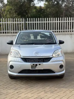 Toyota Passo 1.0 FWD 2019 Silver