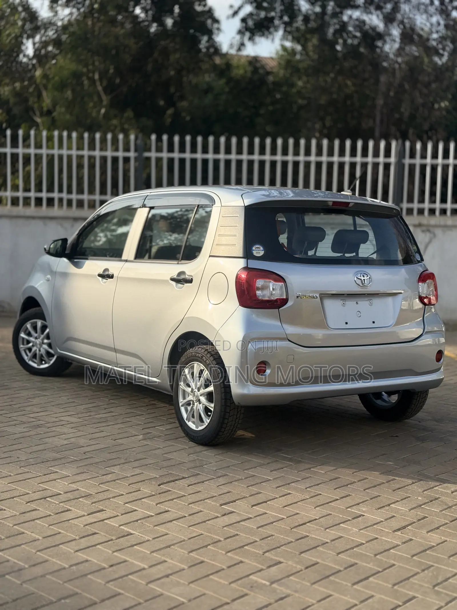 Toyota Passo 1.0 FWD 2019 Silver