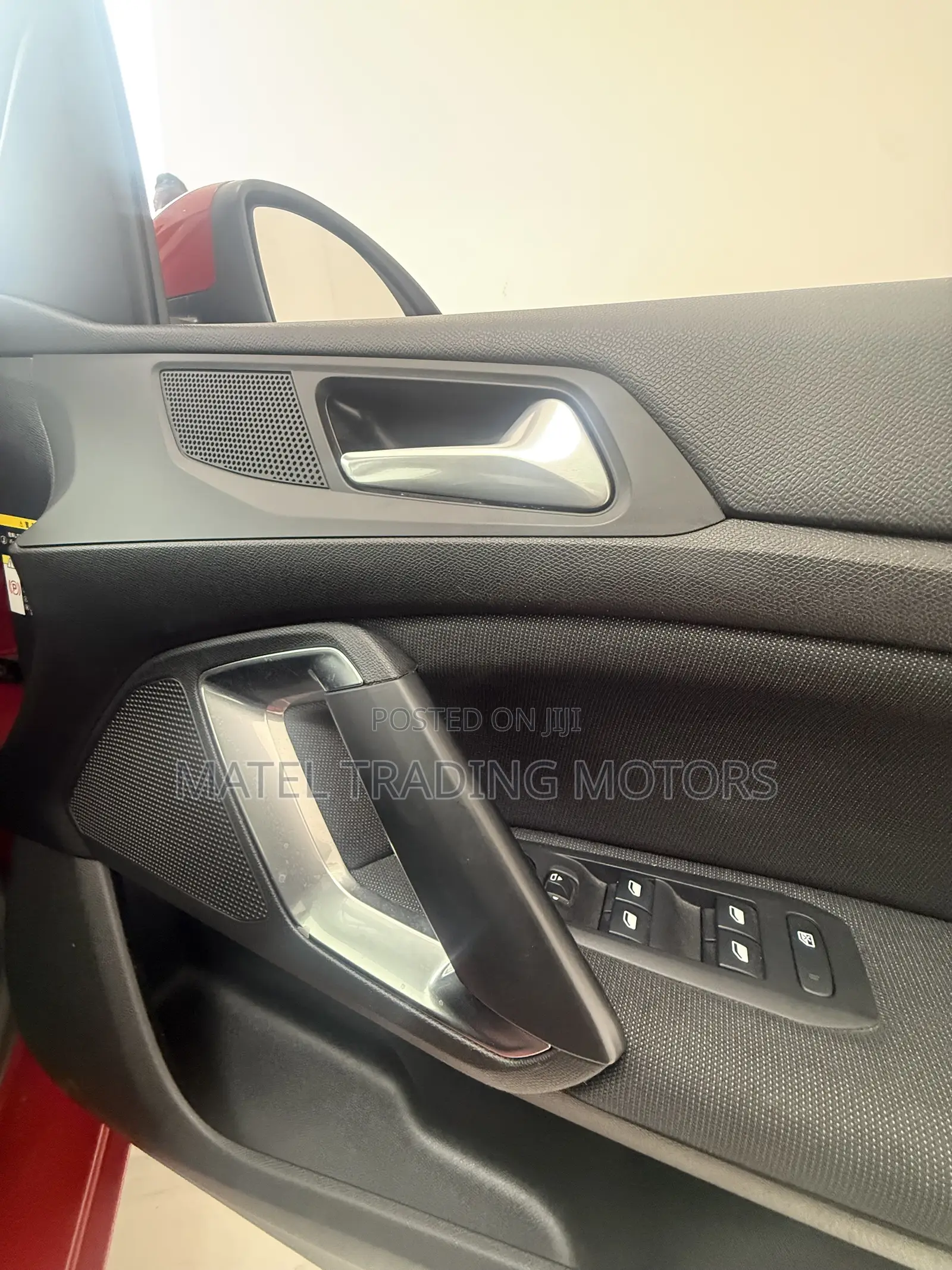 Peugeot 308 2019 Red