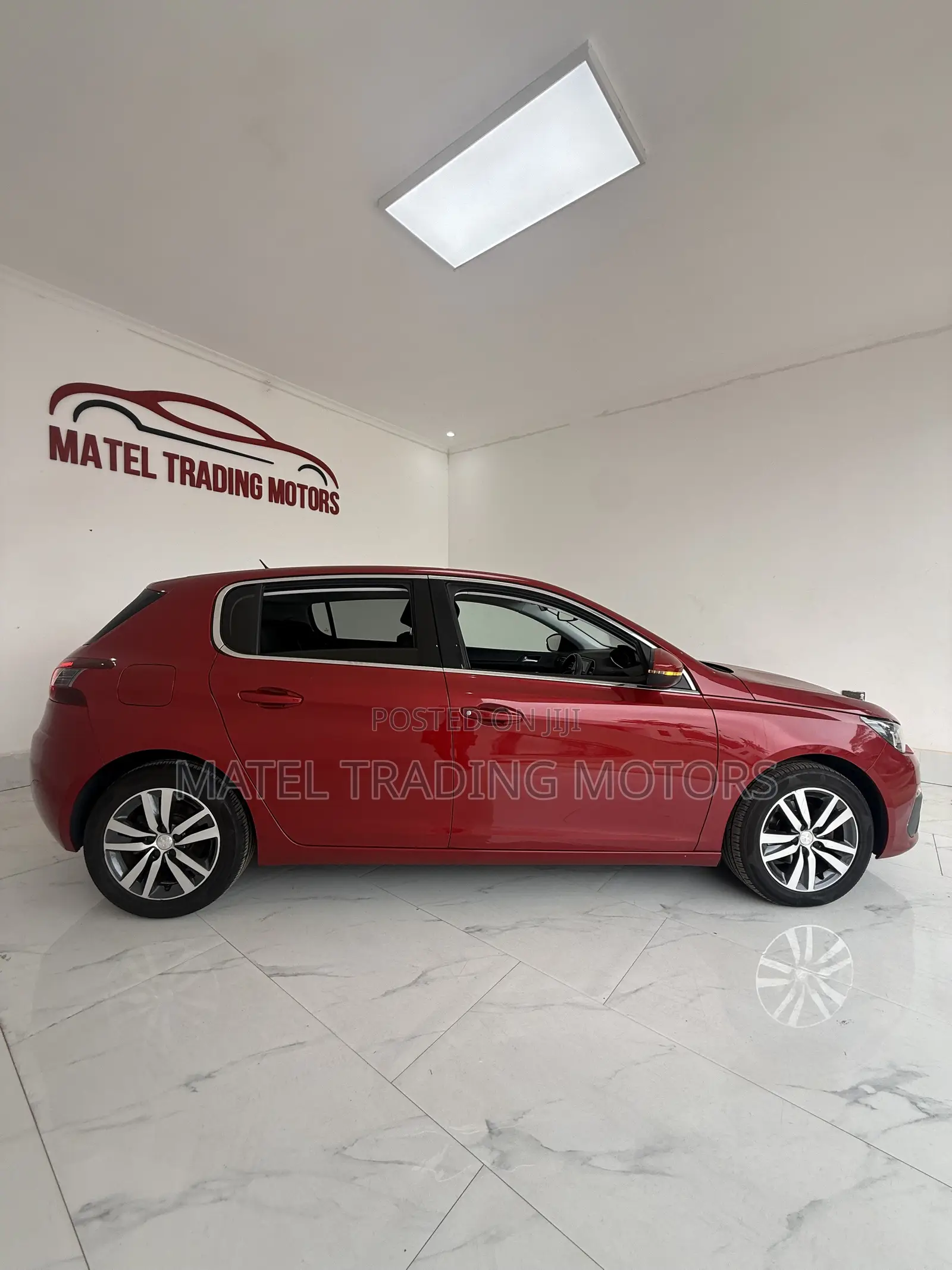 Peugeot 308 2019 Red