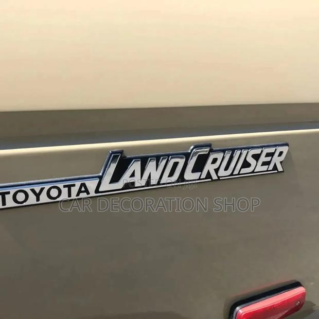 Land Cruiser Side Fender or Quarter Panel Emblem - main view