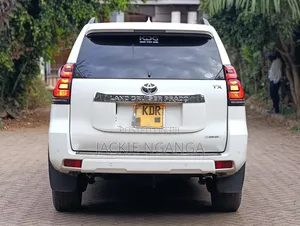 Toyota Land Cruiser Prado 2018 White