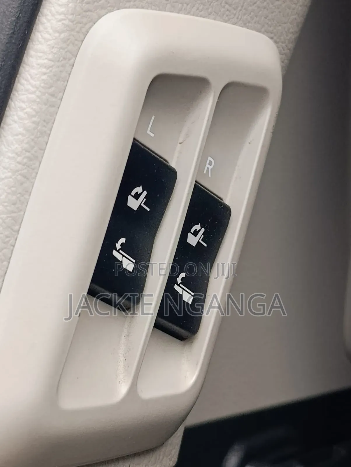 Toyota Land Cruiser Prado 2018 White
