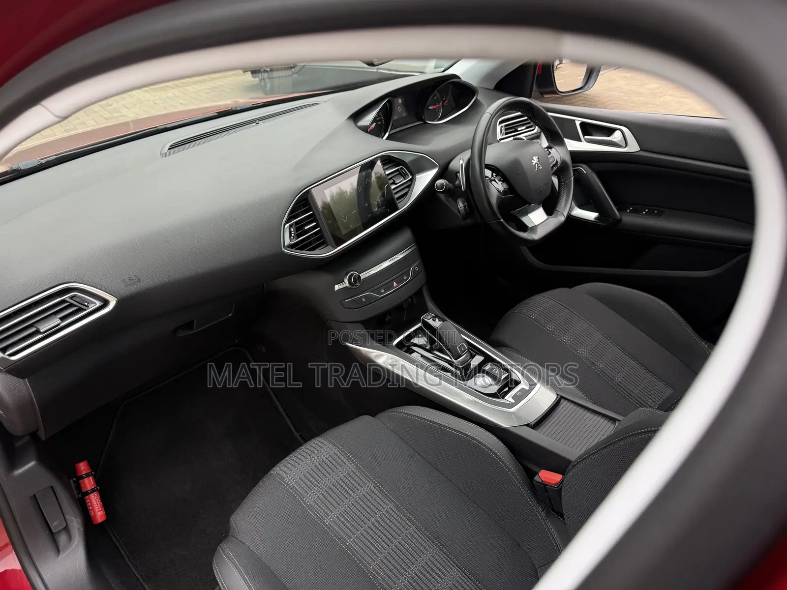 Peugeot 308 2019 Red
