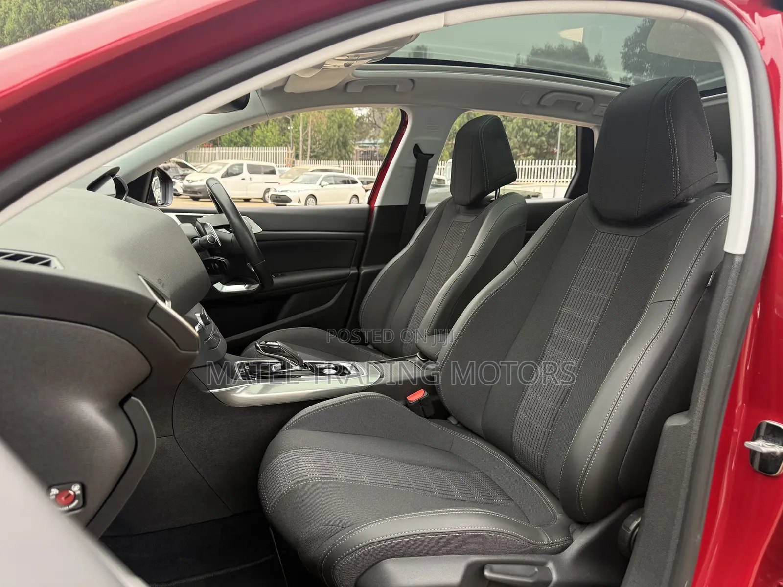 Peugeot 308 2019 Red