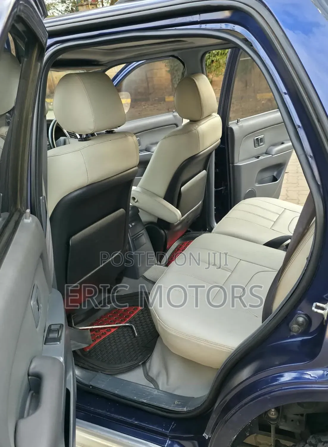Toyota Hilux Surf 2000 Blue