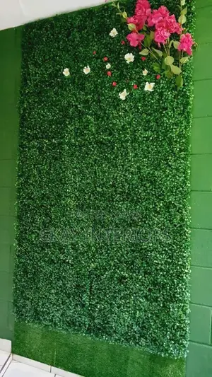 Lush and Styling Wall Boxwood Hedge Panels