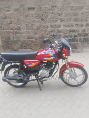 Bajaj Boxer 125 2022 Red