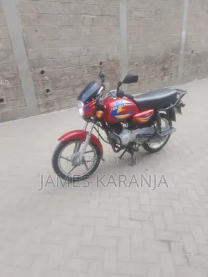 Bajaj Boxer 125 2022 Red