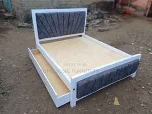 5x6 KY Gray Mocket Bed+ Bottom Drawer White Frames
