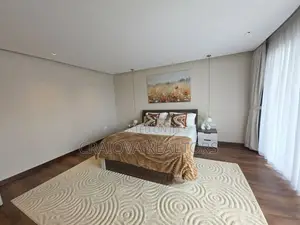 4bdrm House in Phenom Estate for sale