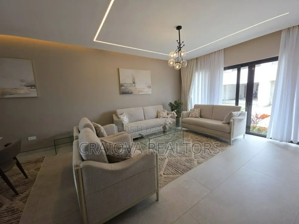 4bdrm House in Phenom Estate for sale