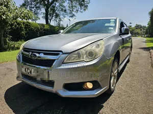 Subaru Legacy 2012 Silver