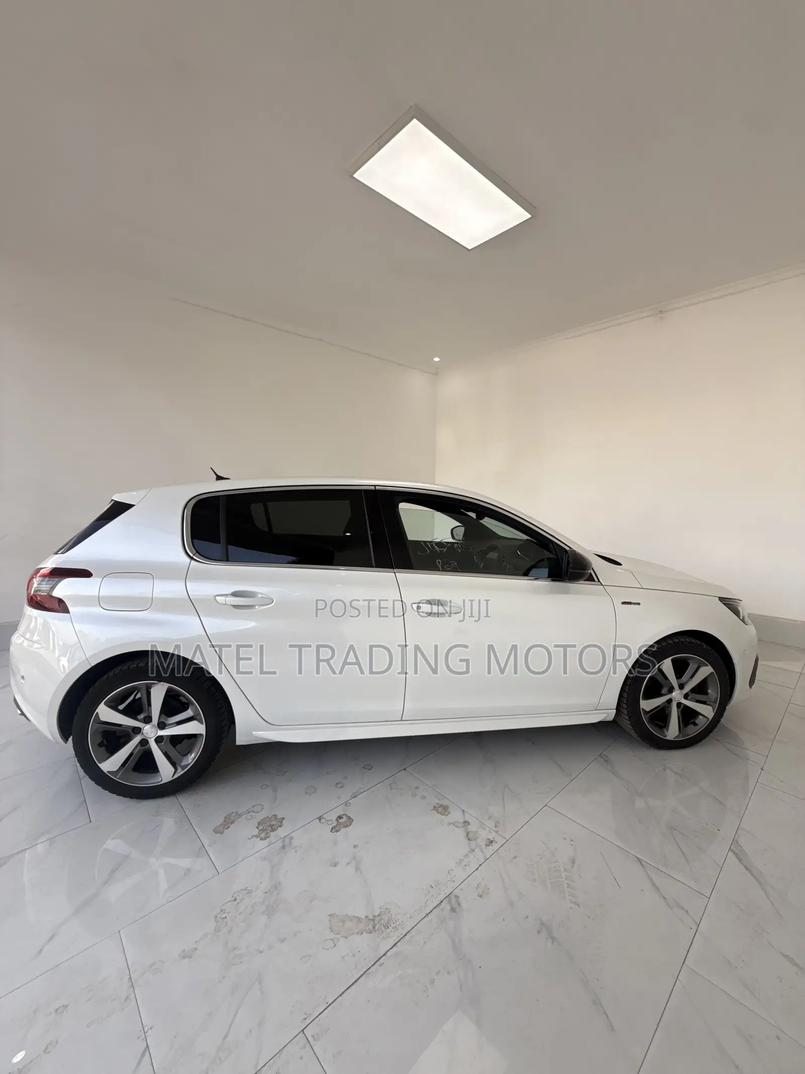 Peugeot 308 2019 White
