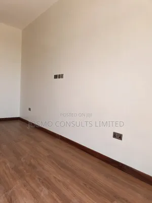 5bdrm Duplex in Kamakis for rent