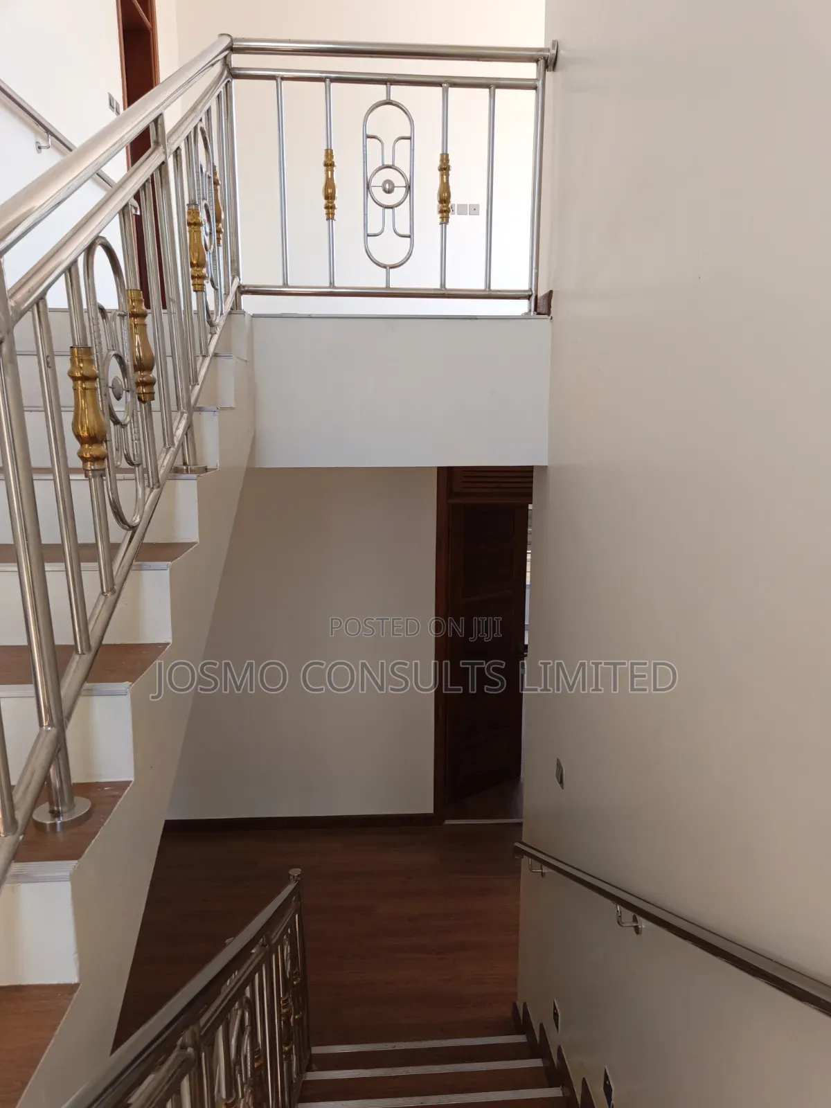 5bdrm Duplex in Kamakis for rent
