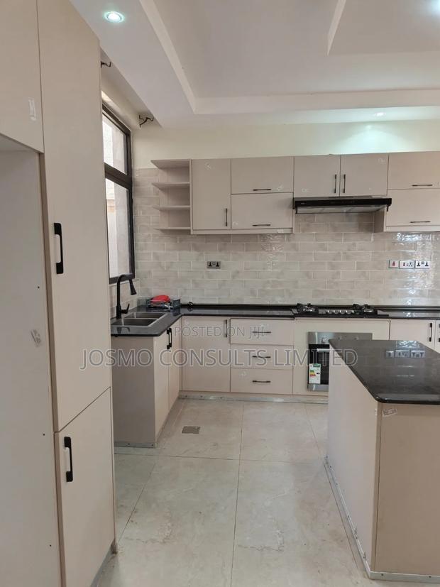 5bdrm Duplex in Kamakis for rent - thumbnail 9
