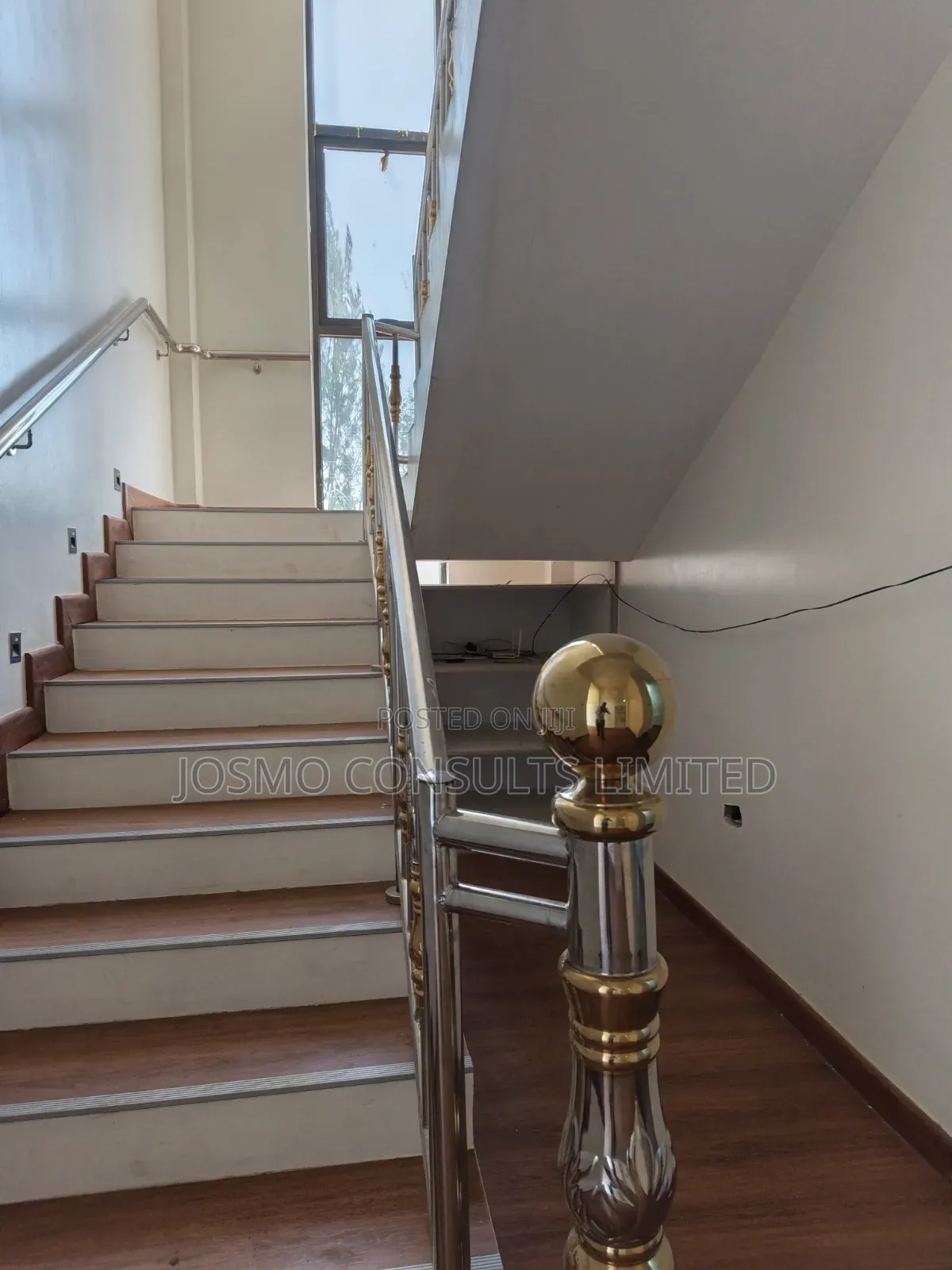 5bdrm Duplex in Kamakis for rent