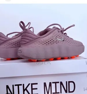 Nike Mind Mules