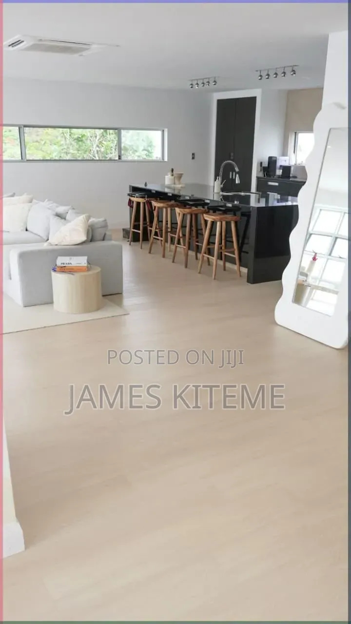 High Quality SPC Flooring Tiles