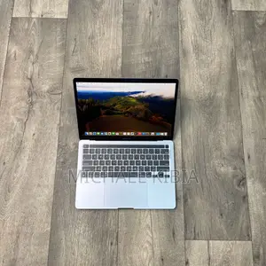 Laptop Apple MacBook Pro 2020 8GB Apple M2 SSD 256GB