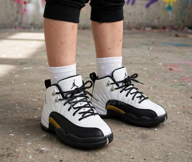 Kids Sneakers - thumbnail 3