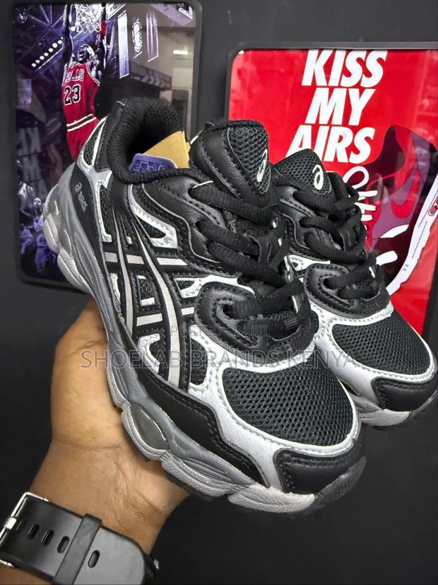 Kids Sneakers - thumbnail 13