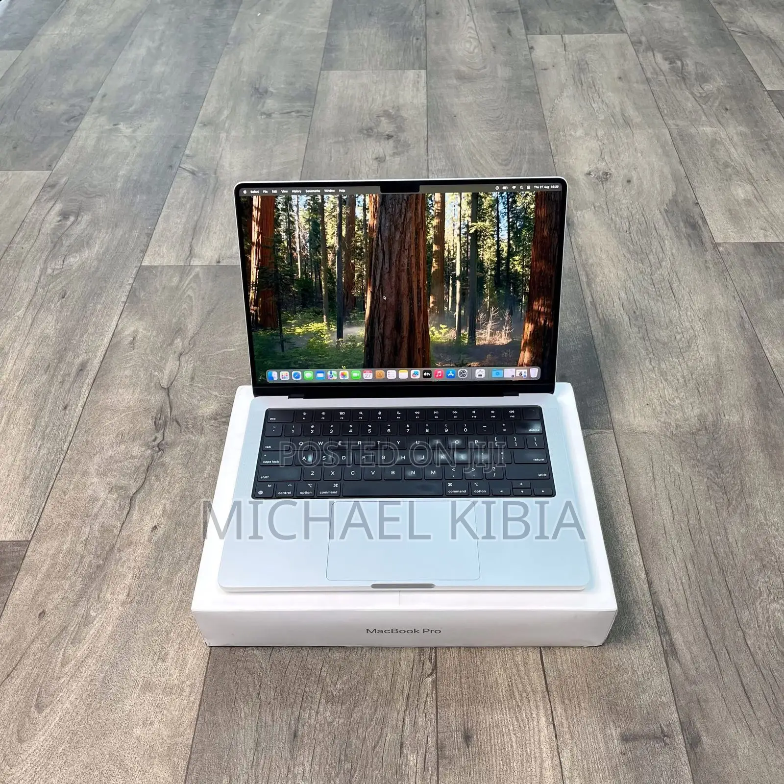 Laptop Apple MacBook Pro 2023 M3 Pro 18GB Apple M3 Pro SSD 512GB