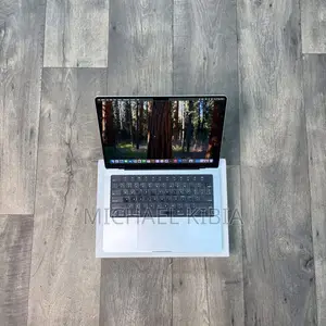 Laptop Apple MacBook Pro 2023 M3 Pro 18GB Apple M3 Pro SSD 512GB