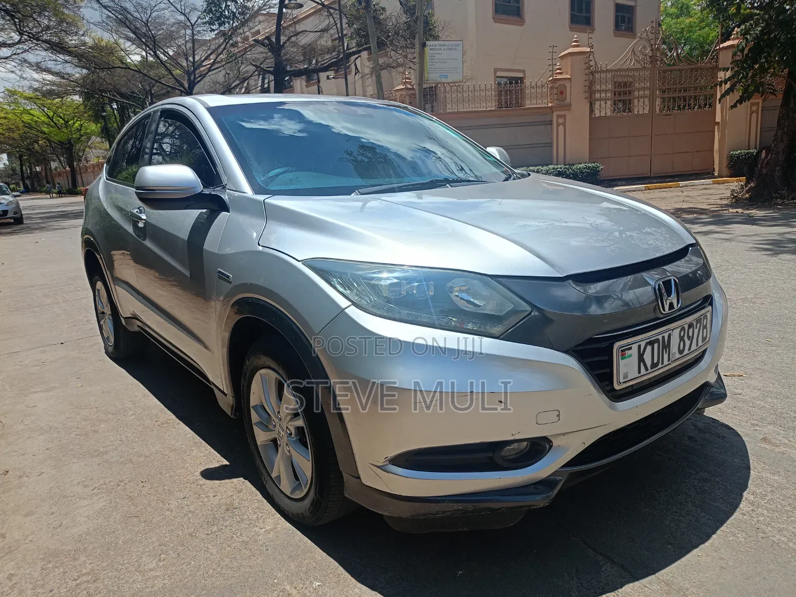 Honda Vezel 2016 Silver