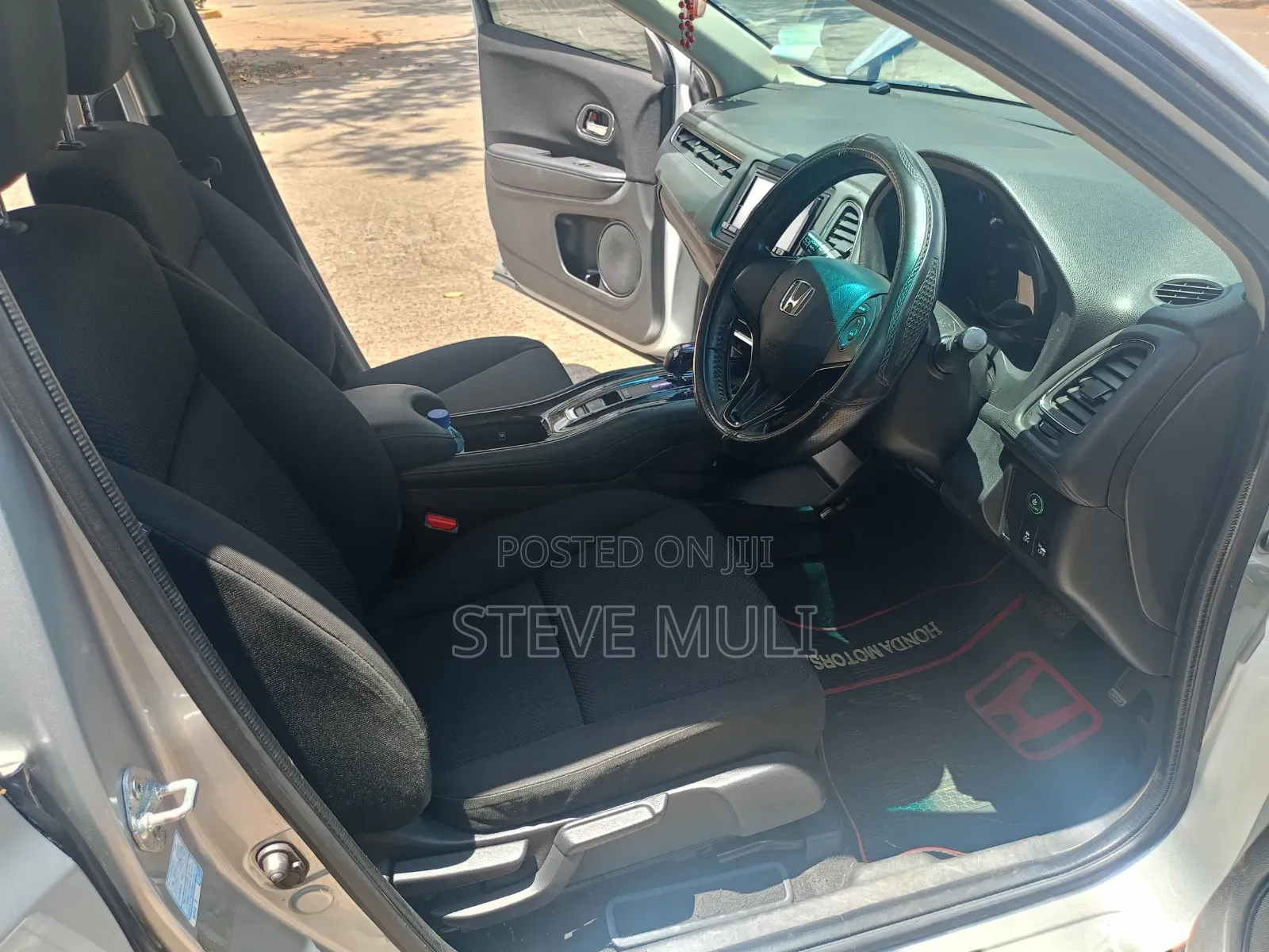 Honda Vezel 2016 Silver