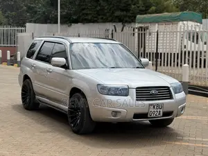 Subaru Forester 2005 Silver