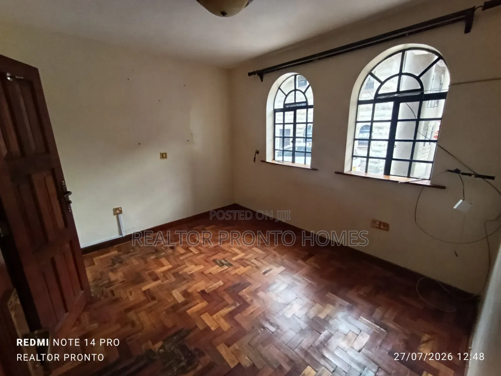 5bdrm Townhouse / Terrace in Kilimani, State House Area for rent